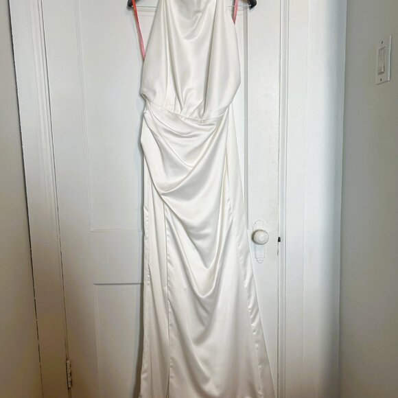 Milla White Mock Neck Sleeveless Low Slit Dress - Picture 8 of 16